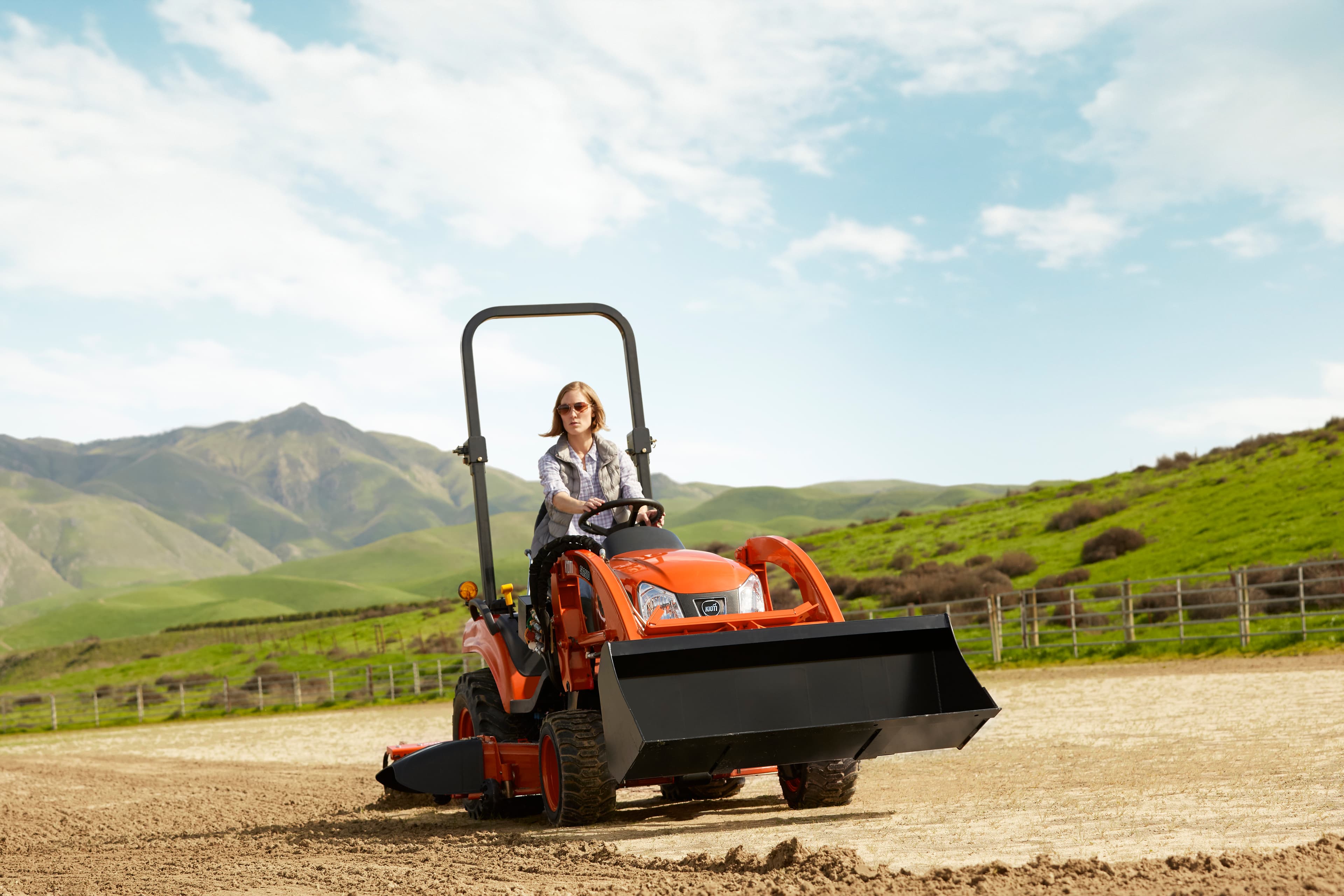 KIOTI SL2410 — Image 1 of 1
