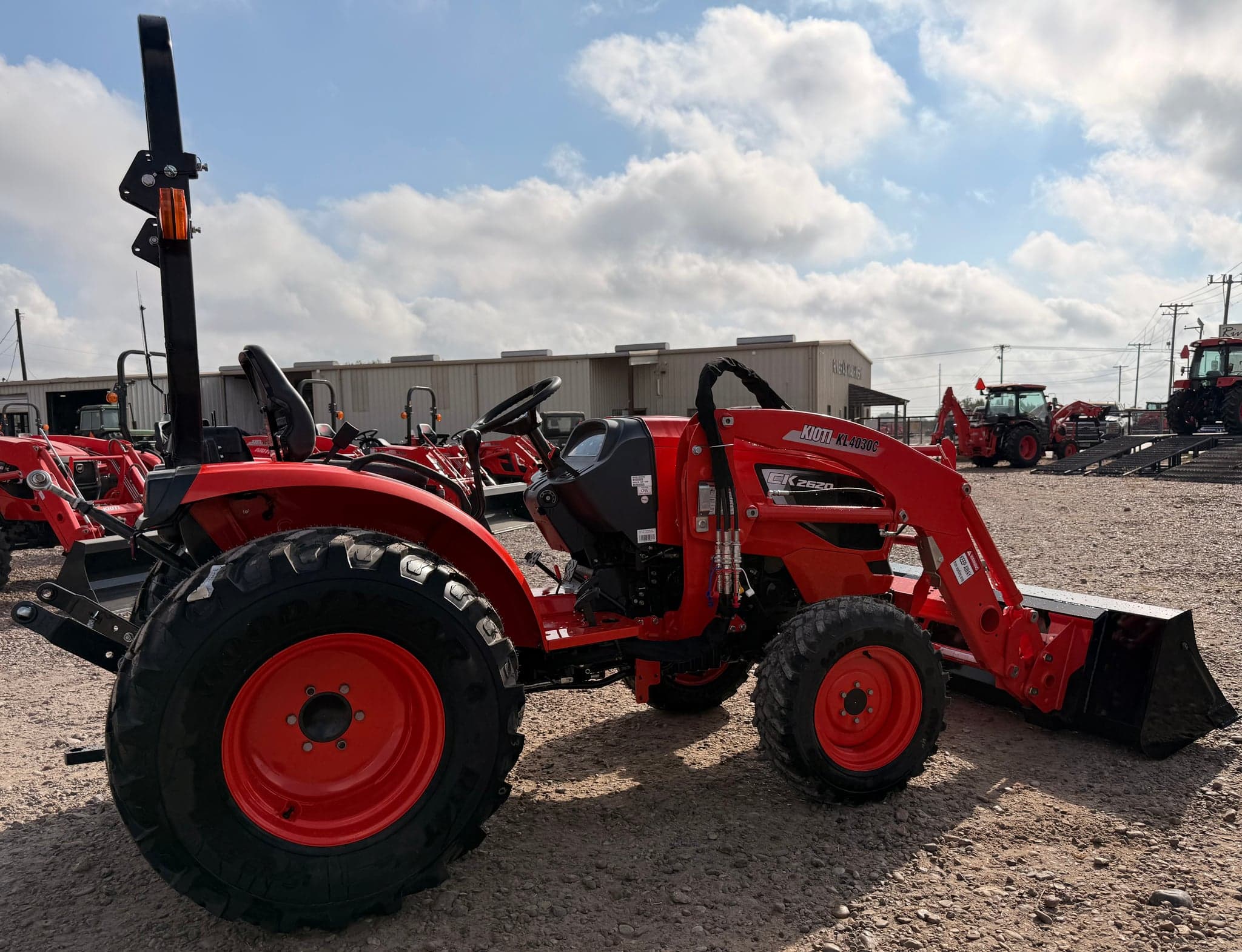 KIOTI CK2620HB — Image 1 of 5