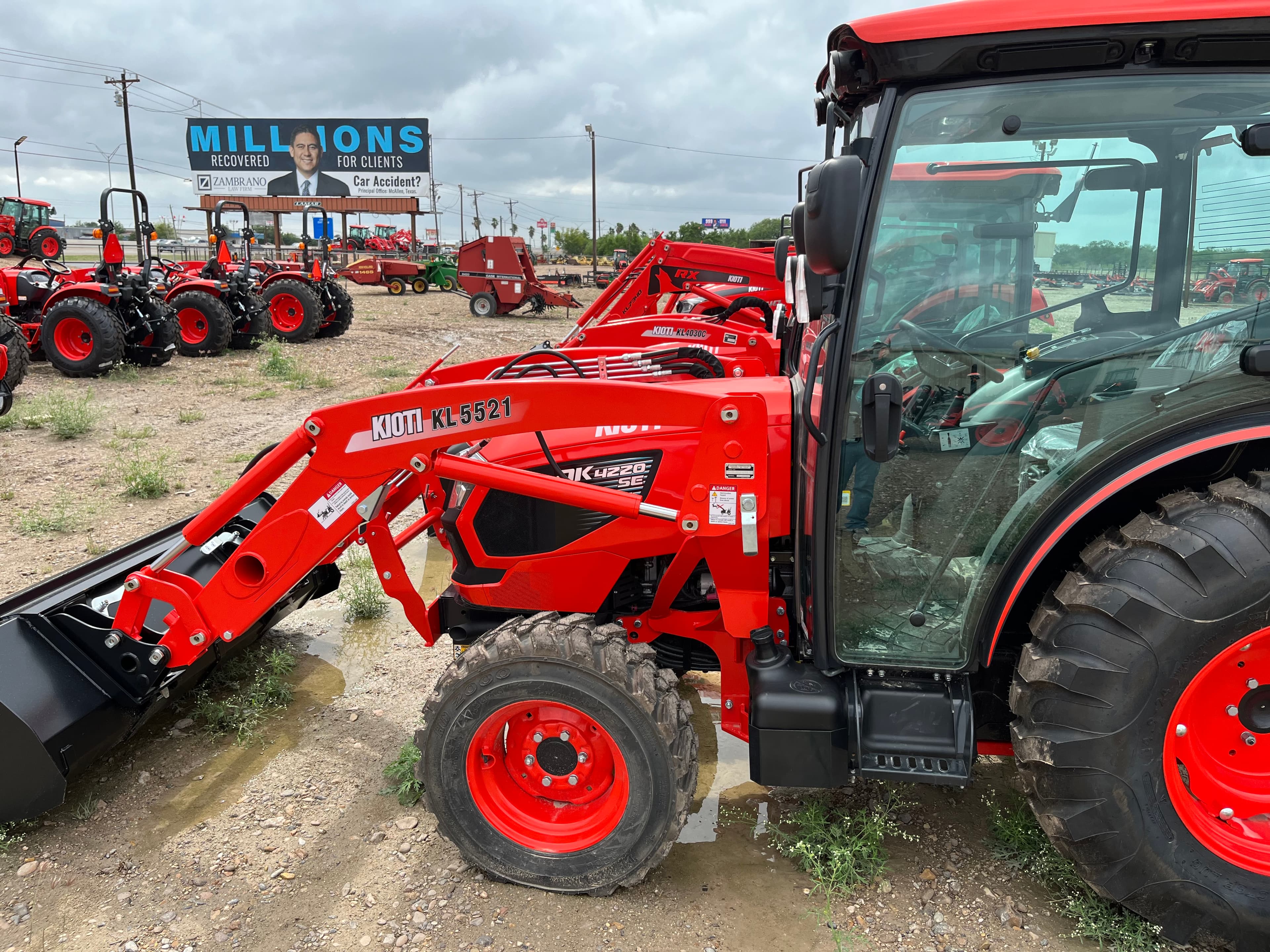 2025 KIOTI DK4220SEHCB — Image 1 of 2